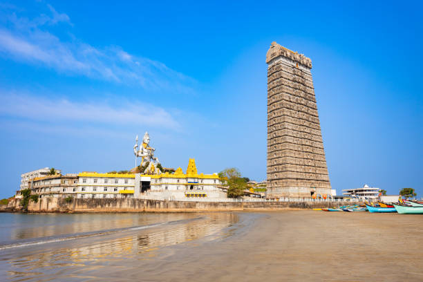 Murudeshwara Temple. Murudeshwara Temple is dedicated to lord shiva and located in Murdeshwar town in India.