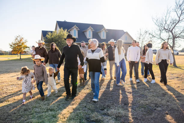 istock Large American Family Group Gathering 2191706492