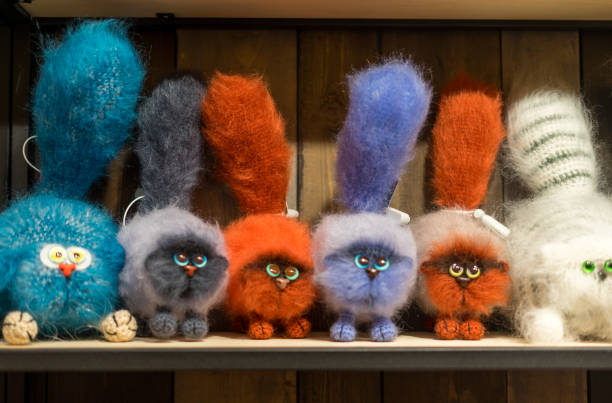 Knitted cats in the shop