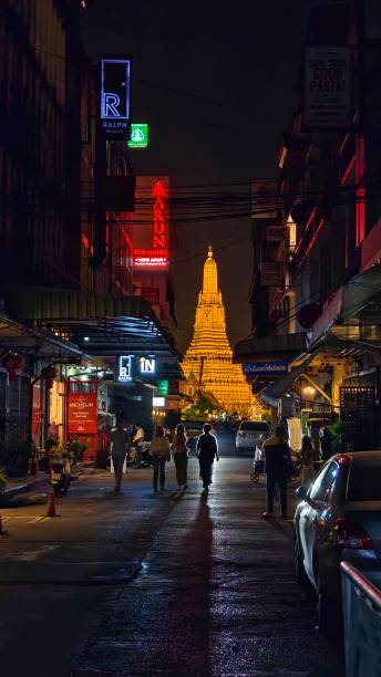 istock Wat Arun in the other side of Chao Phraya River 2191722050