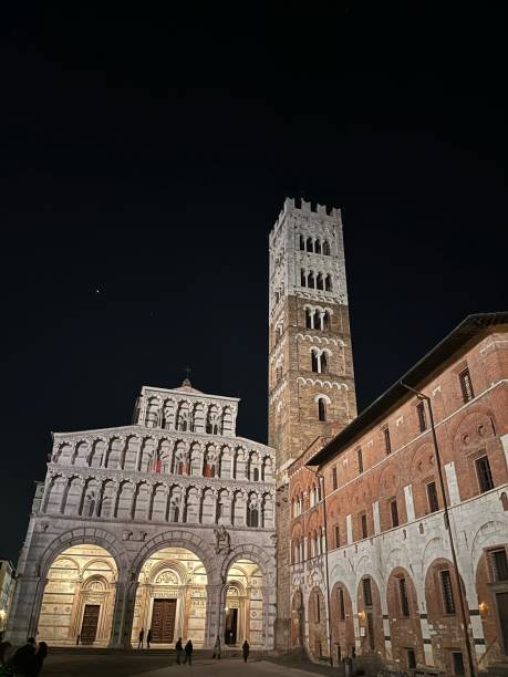 istock The old town of Lucca ,Tuscany 2191822548