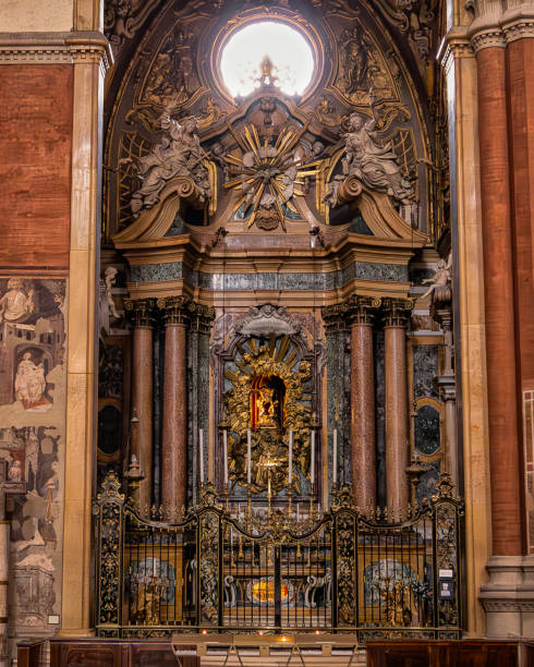 istock Basilica of San Petronio 2191870016