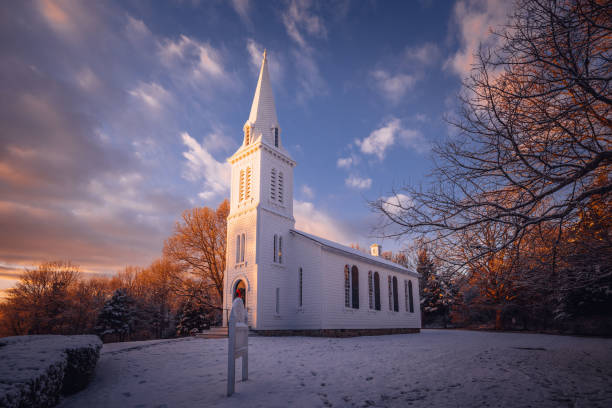 istock South Ferry Church 2191882313