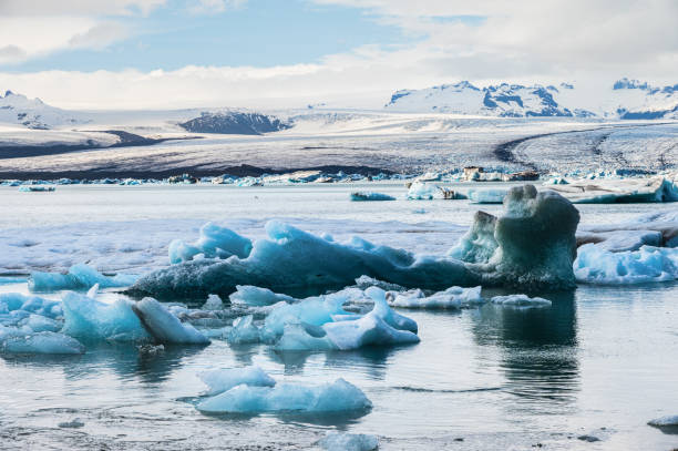 istock iceland nature sceneries 2191954870