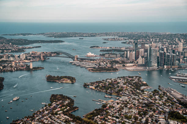 istock Sydney Harbor Bridge Links Northern Suburbs With Central Business District 2191960484