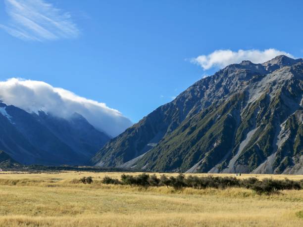 istock The Majestic Alpine Scenery of Aoraki Mount Cook National Park 2191990607