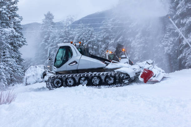 istock Snow groomer ratrack machine, ski slope 2192006411