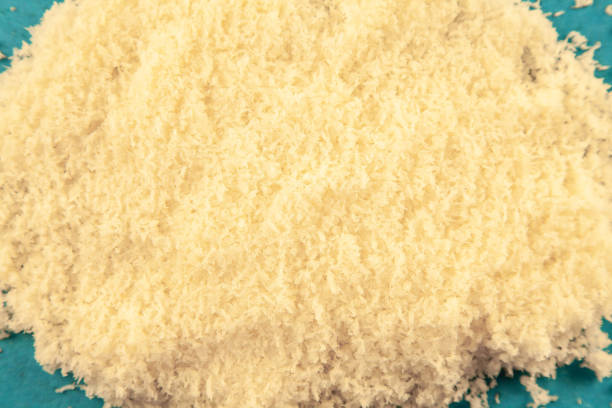 Coconut shavings heep and top angle