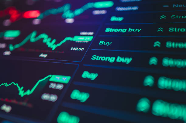 istock Dynamic trading with financial market graphs, including buy and sell signals active decision-making and technical 2192021619