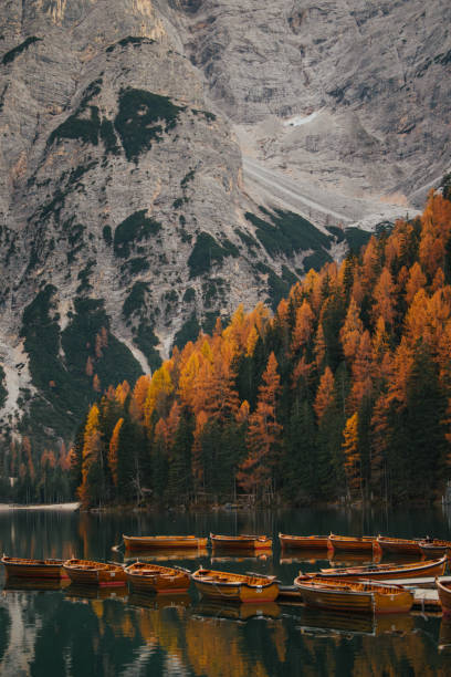istock Lago Di braies in Autumn 2192058983