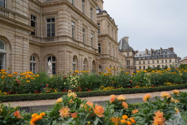 istock Jardin du Luxembourg Palace 2192069011