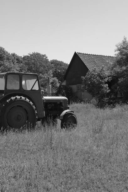 istock The farmers barn III (Tractor) 2192071691