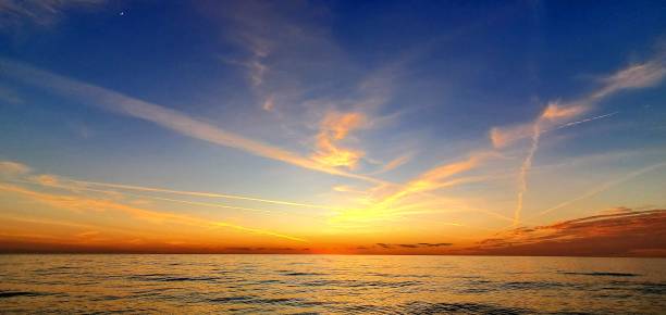 istock Sunset Indian Rocks Beach 12/5/24 2192072498