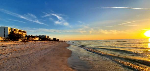 istock Sunset Indian Rocks Beach 12/5/24 2192072510