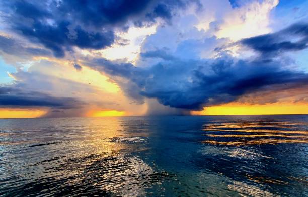 istock CRAZY Isolated Rainstorms in Indian Rocks Beach, FL 9/24/24 2192079025