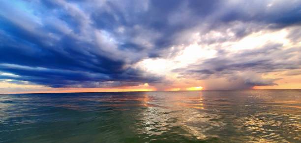 istock CRAZY Isolated Rainstorms in Indian Rocks Beach, FL 9/24/24 2192079037