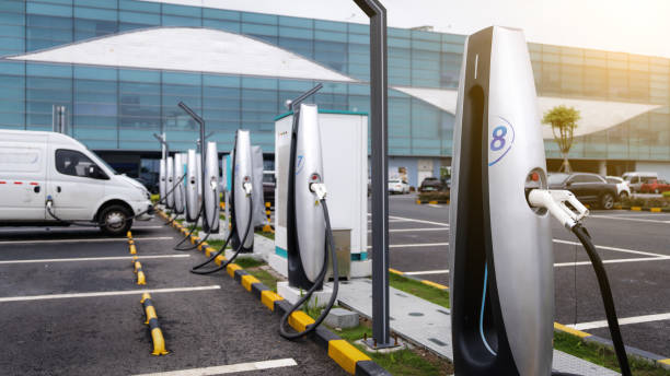 istock Modern Electric Vehicle Charging Station in Urban Setting 2192090745