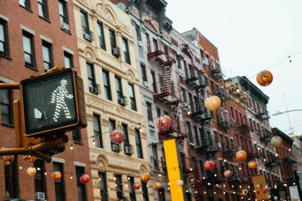 Walk don't walk pedestrian signal in Chinatown, New York.