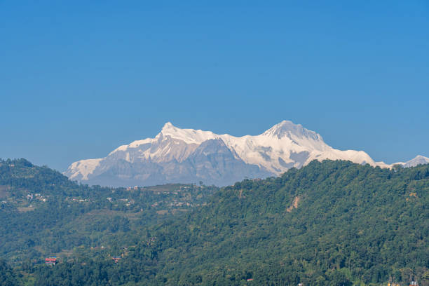 istock Landscape view of Mount Annapurna range 2192135963