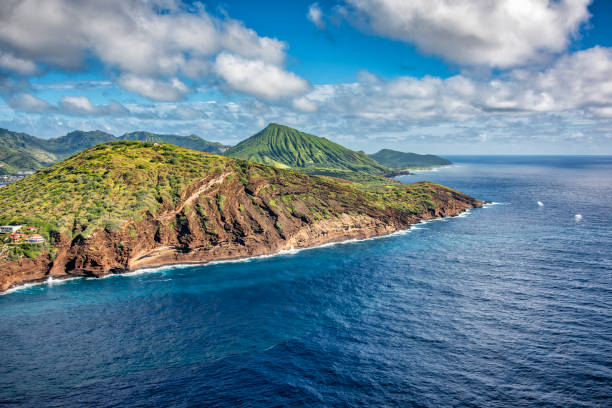 istock Hawaii Aerial Seascape 2192150097