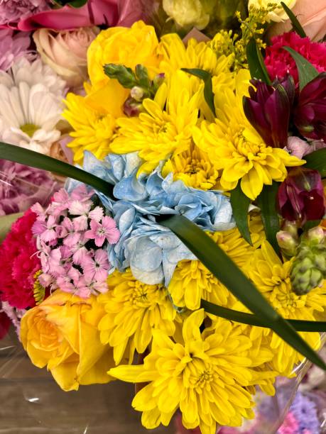 istock Bouquet of Flowers 2192185381
