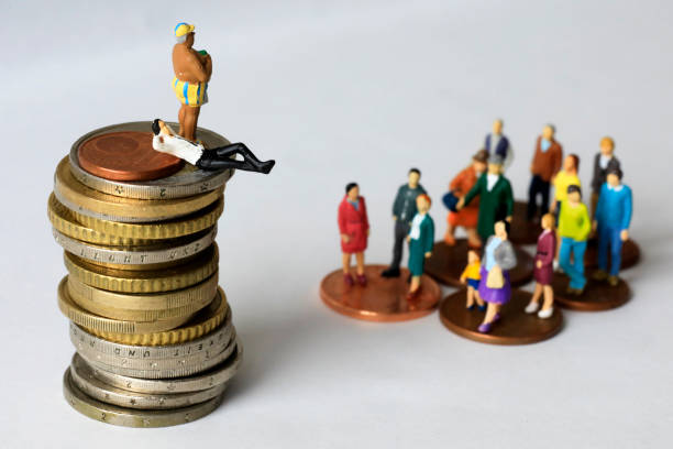 istock Abstract image of economic inequality 2192193546