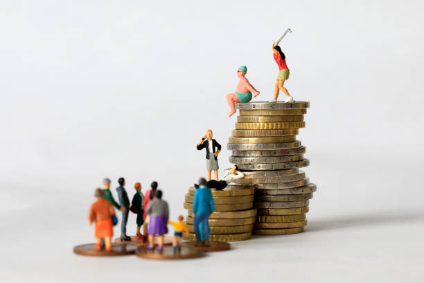 istock Abstract image of economic inequality 2192193580