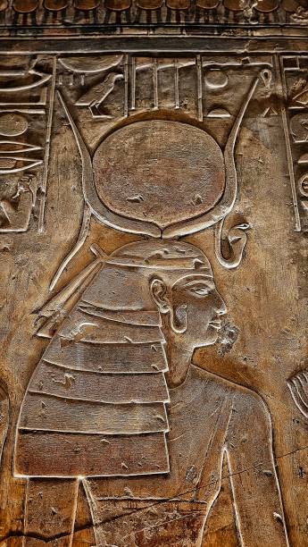 istock Ancient Egyptian Hieroglyph & Art 03 2192279523
