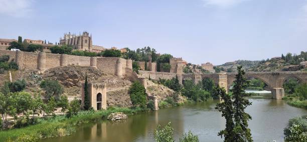 istock Toledo: A Panoramic View of the Historic City 2192284036