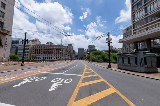 istock Tea Viaduct empty  in downtown Sao Paulo, Brazil 2192289584