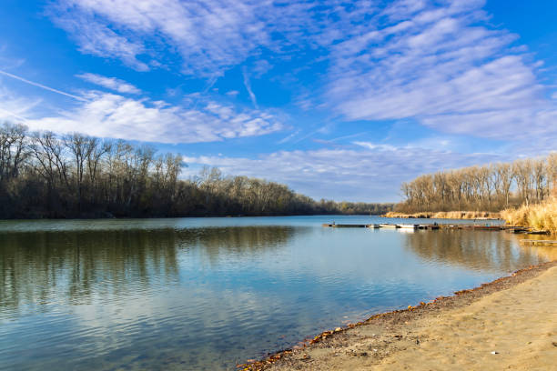 istock Backwater of the Tisza river in November 2192309632