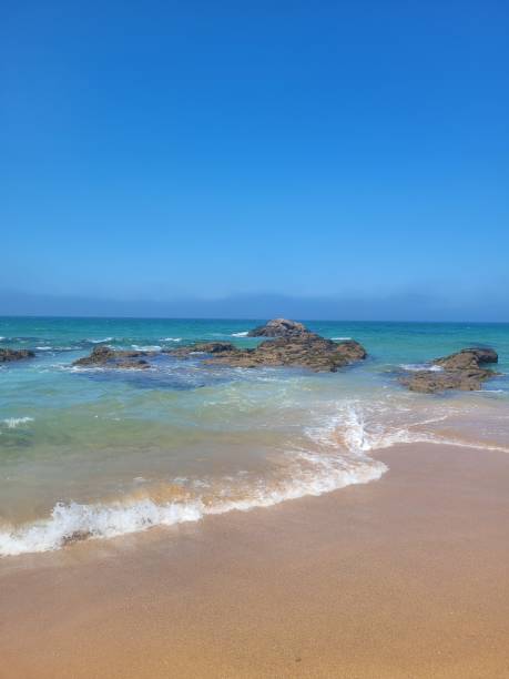 istock Waves of Portugal 2192329773