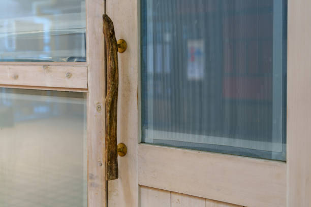 Door handle made of driftwood