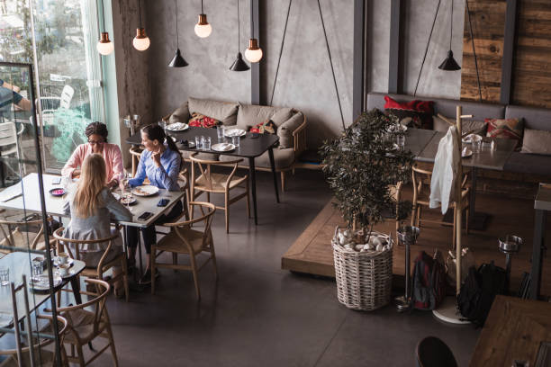 Cafe Gathering: Friends Enjoying Modern Chic Ambiance