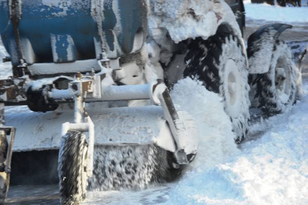 istock snow removal on the street 2192504360