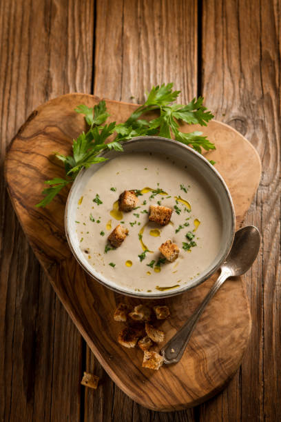 istock mushroom cream soup witn parlsey 2192631680