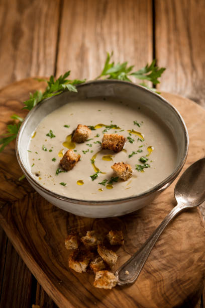 istock mushroom cream soup witn parlsey 2192631683