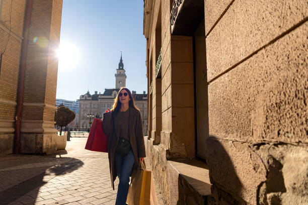 istock Weekend shopping in the city 2192660922