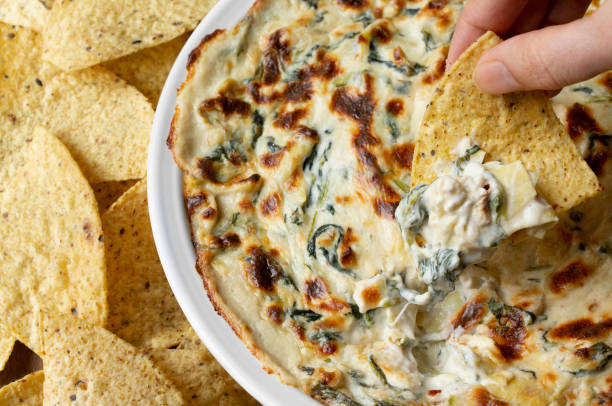 istock Classic Spinach Artichoke Dip with Tortilla Chips 2192694663