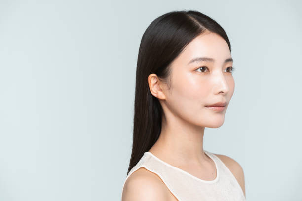 A young black-haired Japanese woman