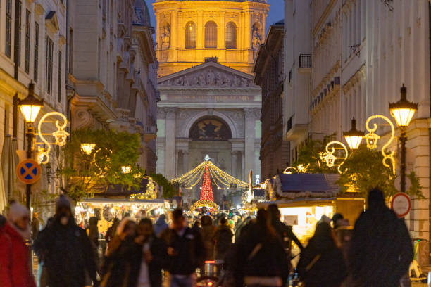 istock Lively Festive Street Scene in Budapest at Night 2192847318