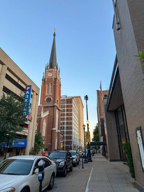 istock Downtown Louisville 2192867195