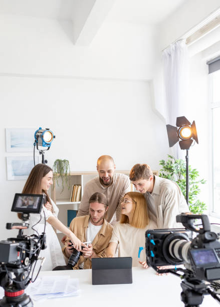 istock Photo review team explain emotionally discuss 2192876048