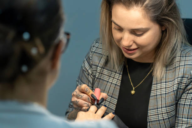 istock Manicure in a beauty salon 2192876247