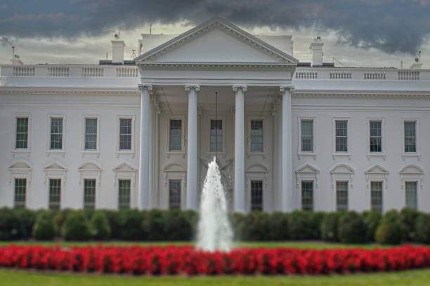 istock The White House with Storm Clouds 2192965186
