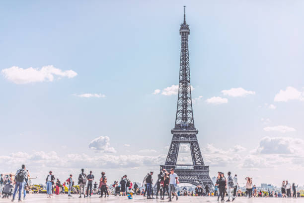 istock Cityscape of Paris 2193002821