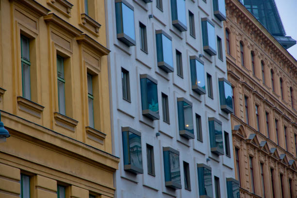 istock Vienna Unveiled: Iconic Buildings and City Views 2193069434