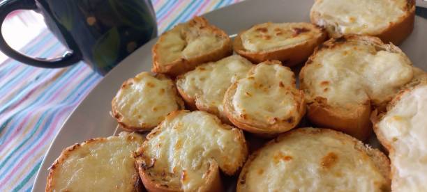 istock Airfryer Toast with Cream Cheese 2193279542