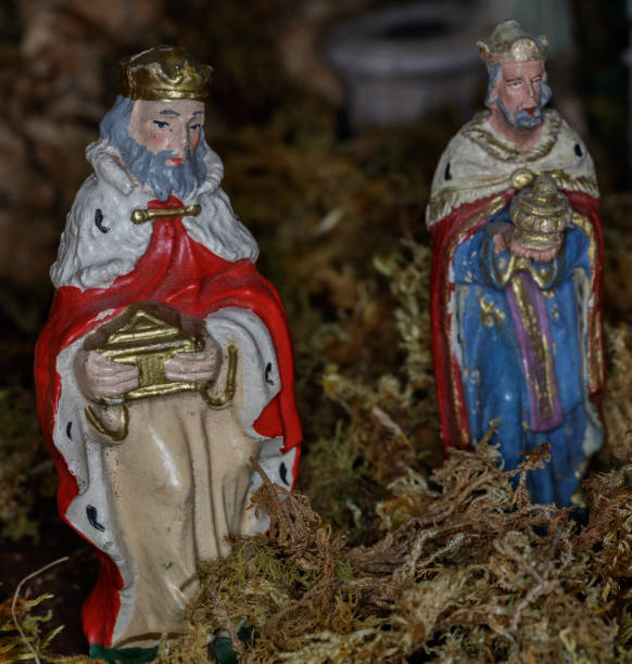 Vintage Nativity figurine: two Wise Kings.