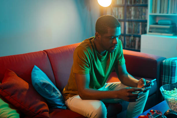 istock Gamer ordering food and paying online 2193324091